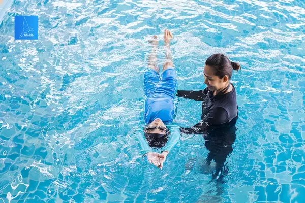 การเรียนว่ายน้ำในระบบโรงเรียนไทยกับความปลอดภัยทางน้ำ